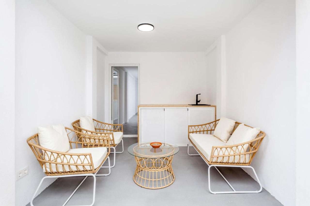 Three Floor House With Terrace Villa Valenza Esterno foto