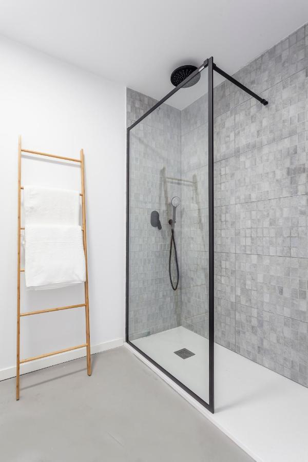 Three Floor House With Terrace Villa Valenza Esterno foto