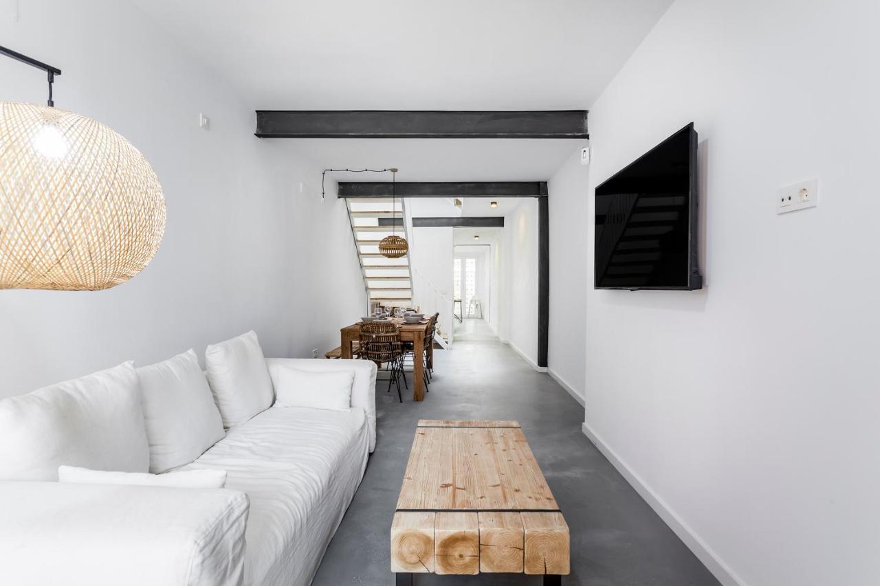 Three Floor House With Terrace Villa Valenza Esterno foto